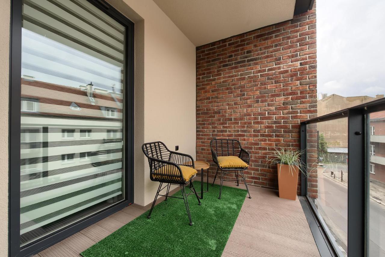 Zentrum Apartament Parking By Impero Poznań Exterior foto